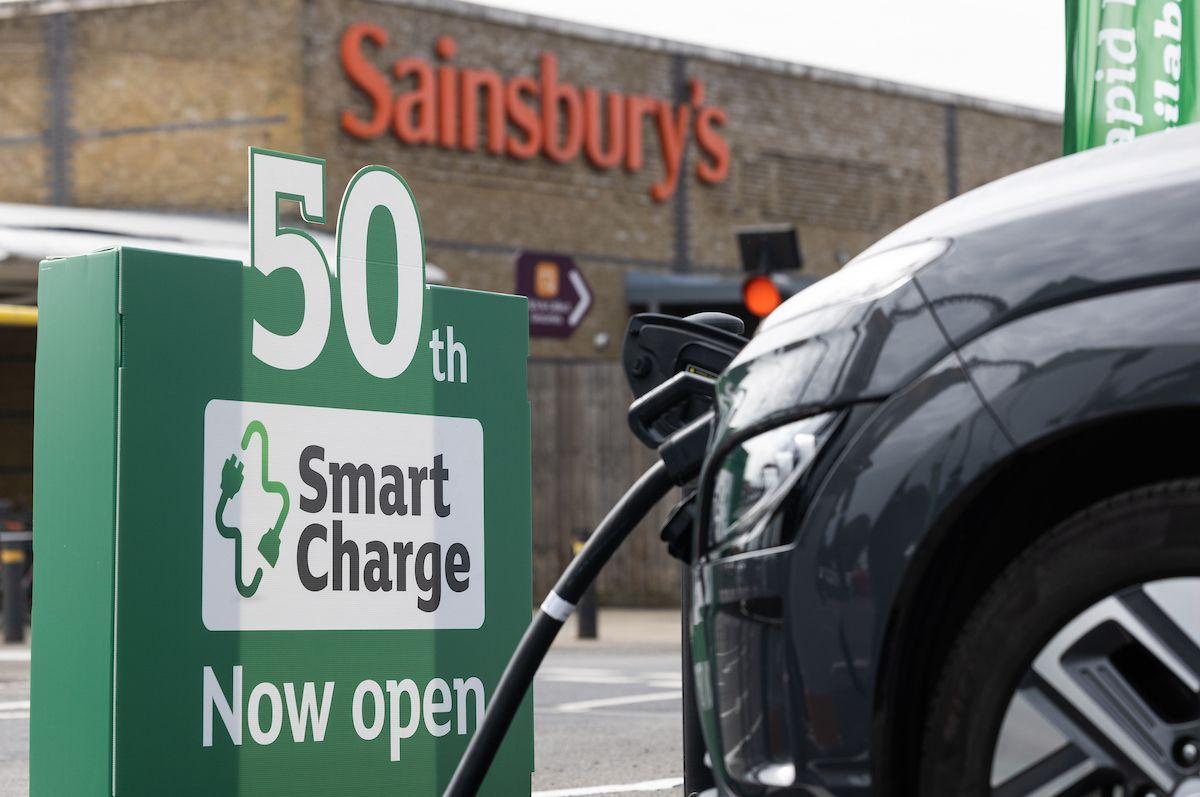 Sainsbury 50 Enfield Charger